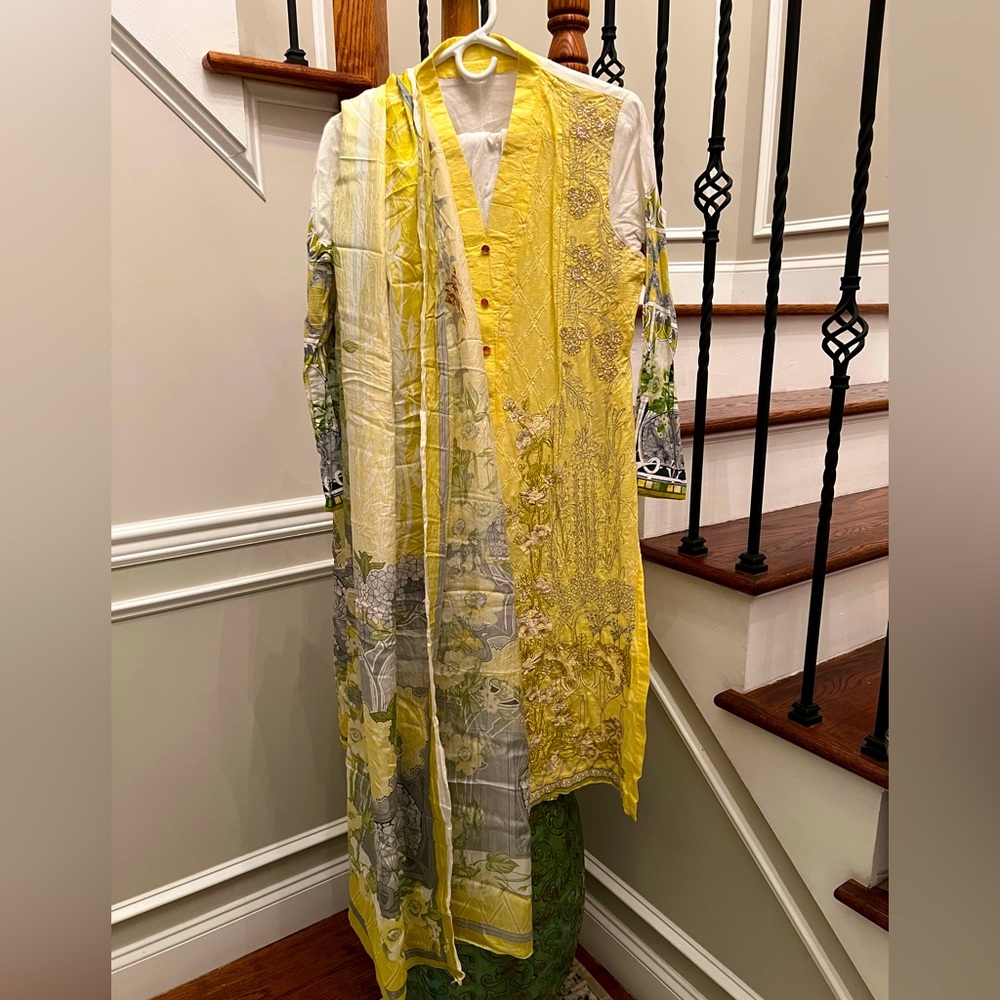 Large 2 pieces cotton embroidery Indian Pakistani outfit